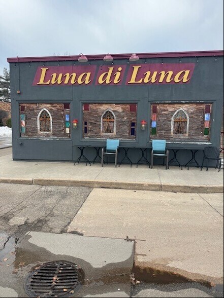 Primary Photo Of 8820 Lyndale Ave S, Bloomington Restaurant For Sale