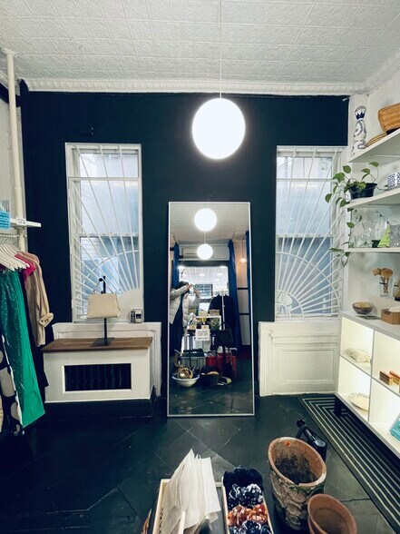 More Photos Of 129 Bedford Ave, Brooklyn Storefront Retail Residential For Lease