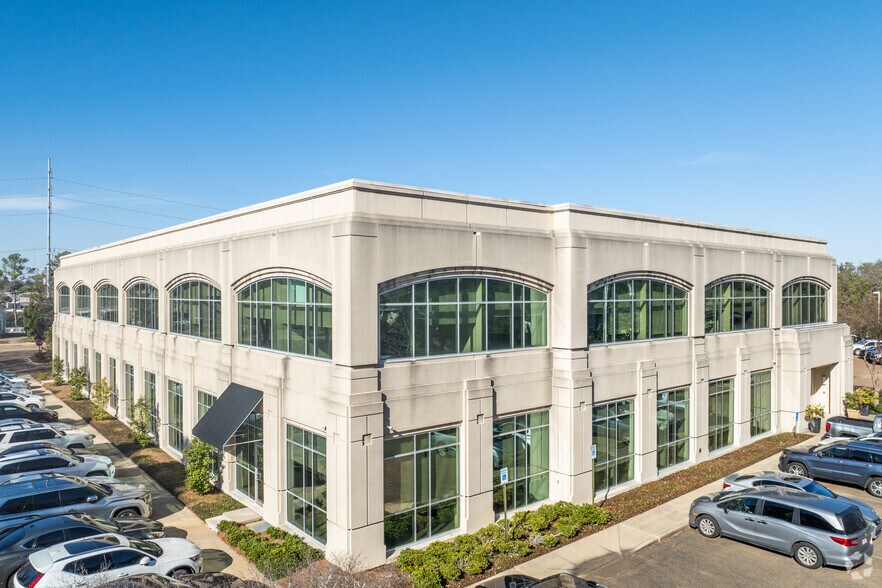 More Photos Of 4450 Old Canton Rd, Jackson Medical For Lease