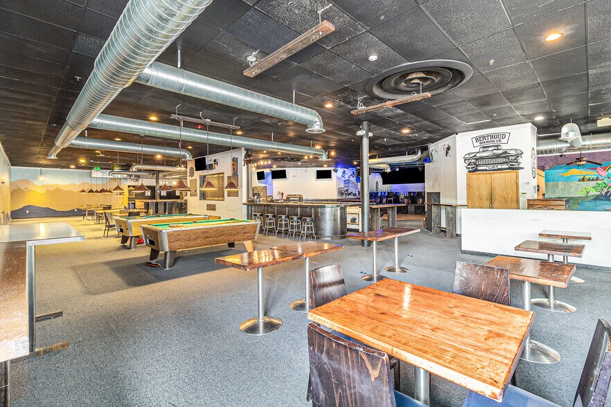 More Photos Of 380 Main St, Longmont Restaurant For Lease