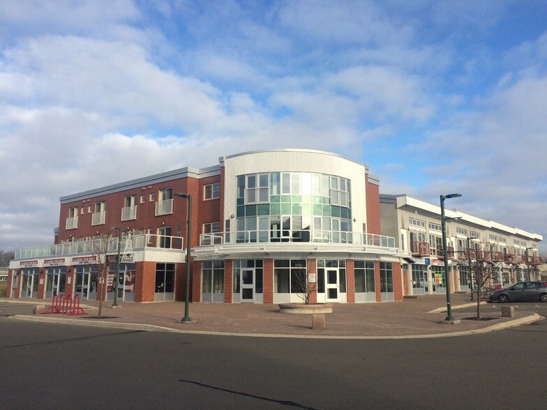 Primary Photo Of 3127 Principale Av, Dieppe General Retail For Lease