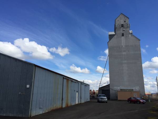 Primary Photo Of 1390 Main, Dallas Manufacturing For Lease