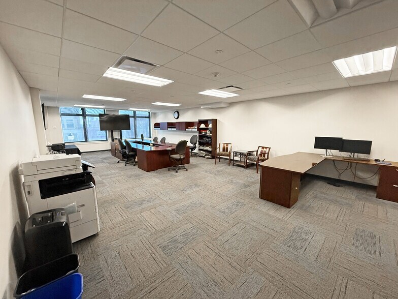 More Photos Of 125 Main St, Williston Apartments For Lease