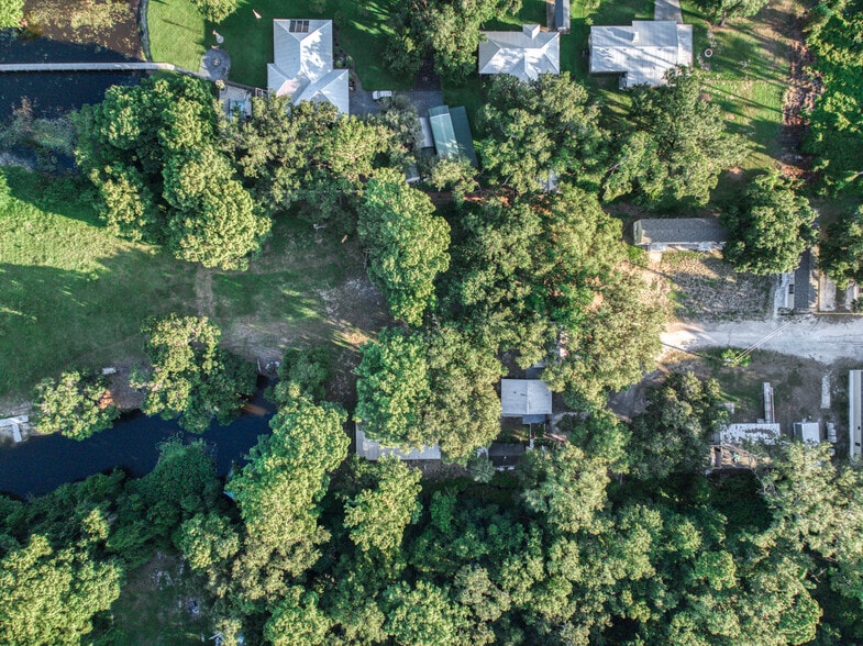 More Photos Of 44 Crawford Dr, Lake Placid Manufactured Housing Mobile Home Park For Sale