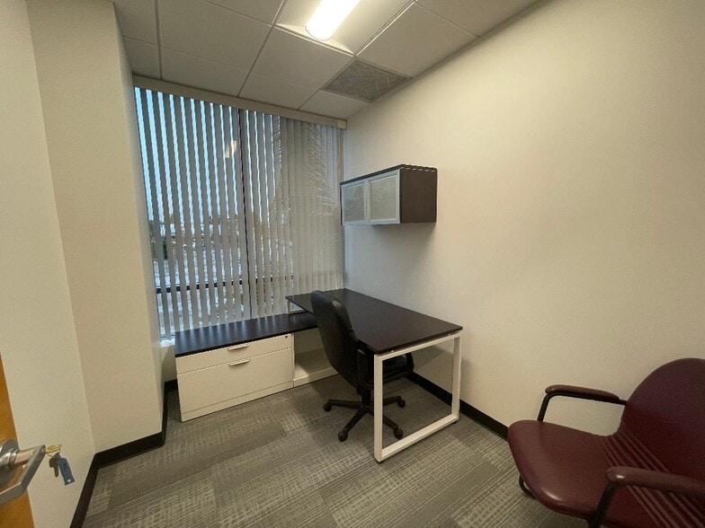 More Photos Of 8799 Balboa Ave, San Diego Office For Lease