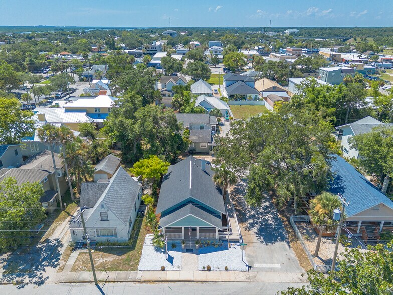 More Photos Of 306 Washington St, New Smyrna Beach Medical For Sale
