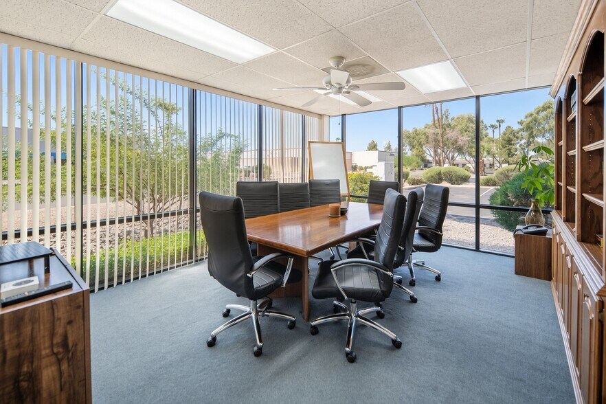 More Photos Of 2643 N 37th Dr, Phoenix Manufacturing For Sale