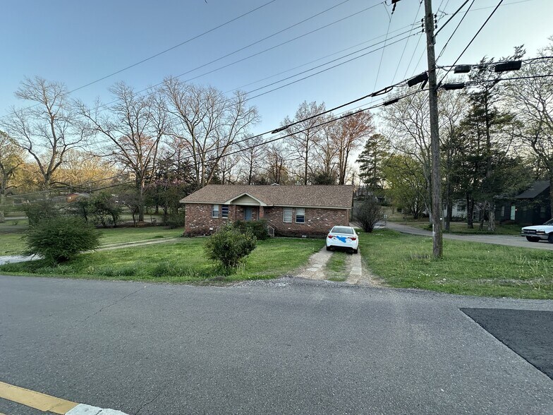 More Photos Of 202 College View St, Starkville Land For Sale