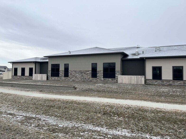 More Photos Of 1606 NW Irvinedale Dr, Ankeny Daycare Center For Lease