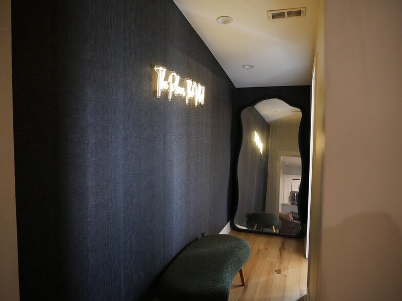 More Photos Of 1110 Logan St, Louisville Storefront Retail Residential For Sale