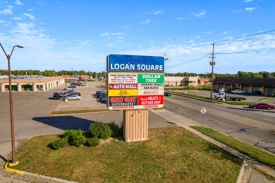 More Photos Of 3222 S Martin Luther King Jr Blvd, Lansing Unknown For Lease