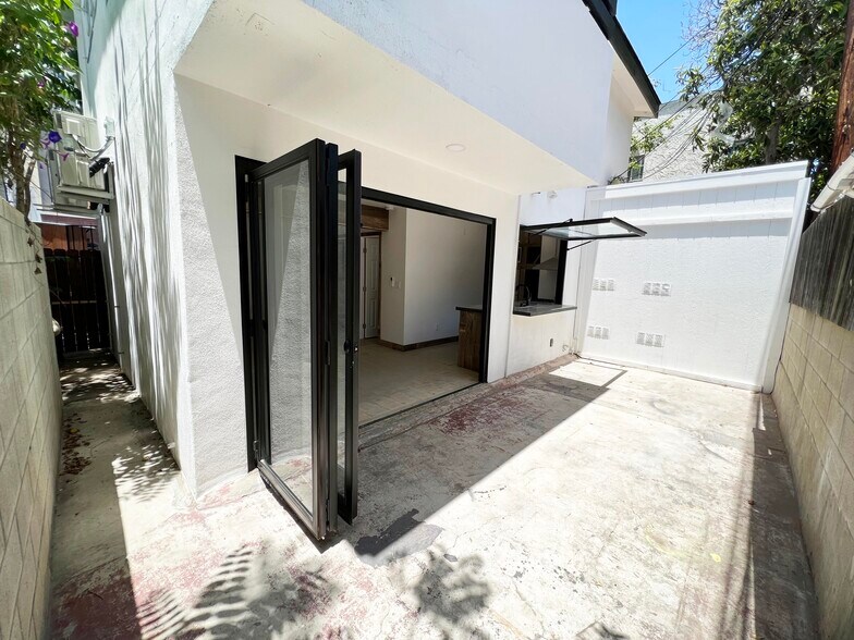 More Photos Of 3685 5th Ave, San Diego Storefront Retail Residential For Sale