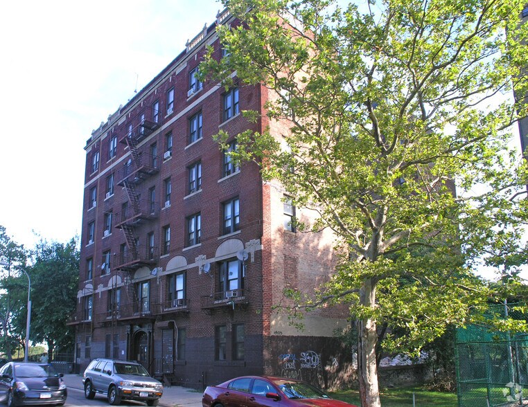 Primary Photo Of 657 Crotona Park, Bronx Apartments For Sale
