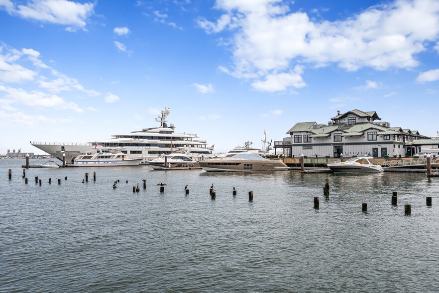 More Photos Of 28 Atlantic Ave, Boston Apartments For Lease