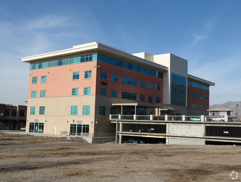 More Photos Of 1512 Renaissance Towne Dr, Bountiful Office For Lease