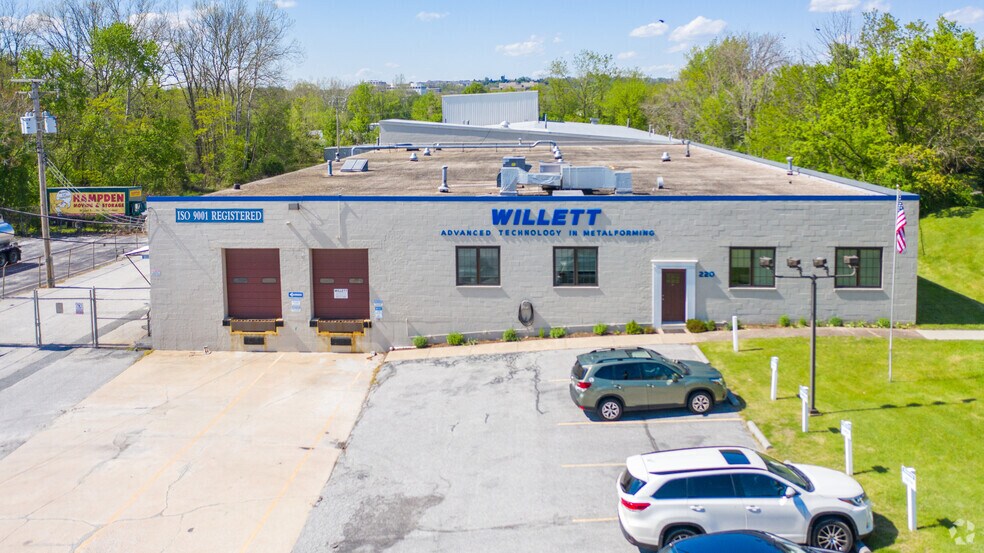 More Photos Of 220 Cockeysville Rd, Cockeysville Light Manufacturing For Lease