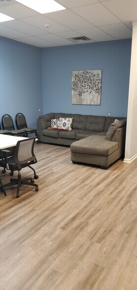 More Photos Of 1539 Ashland City Rd, Clarksville Flex For Lease
