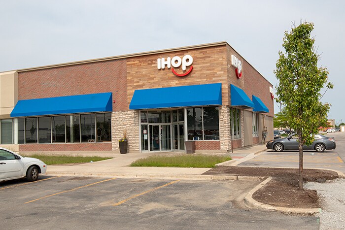 More Photos Of 7601 S Cicero Ave, Chicago Fast Food For Sale