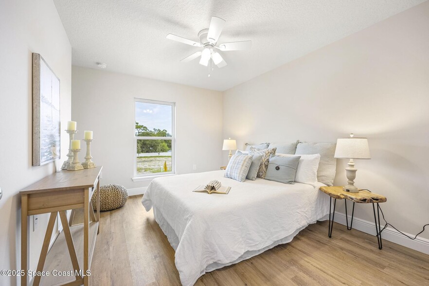 More Photos Of 207 HIDDEN WOODS PL, Melbourne Apartments For Sale