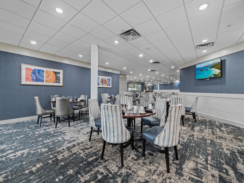 More Photos Of 14670 Duval Rd, Jacksonville Hotel For Sale