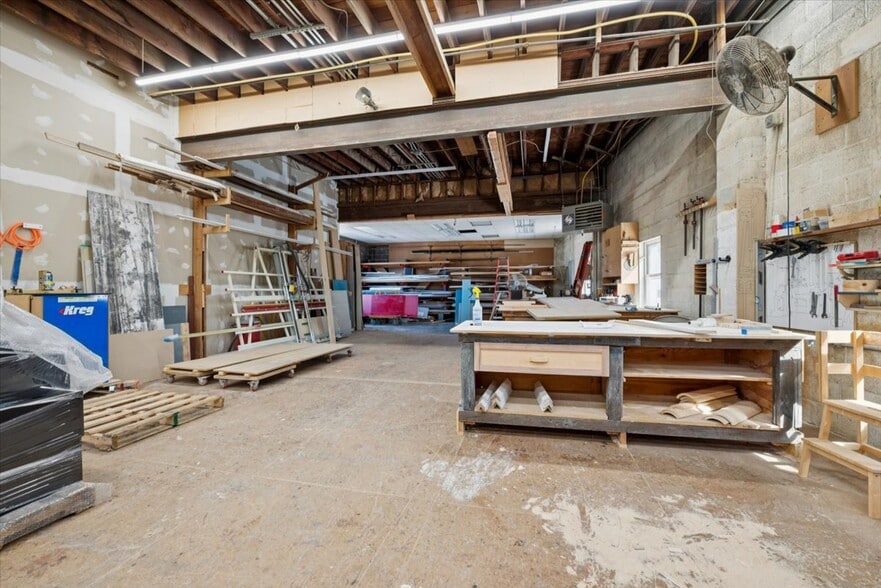 More Photos Of 401 State Route 202, Raritan Freestanding For Sale