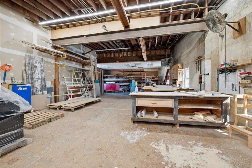 More Photos Of 401 State Route 202, Raritan Freestanding For Lease