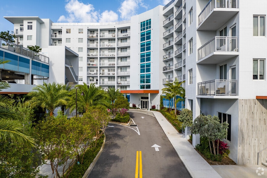 More Photos Of 2500 SW 22nd Ter, Fort Lauderdale Apartments For Lease