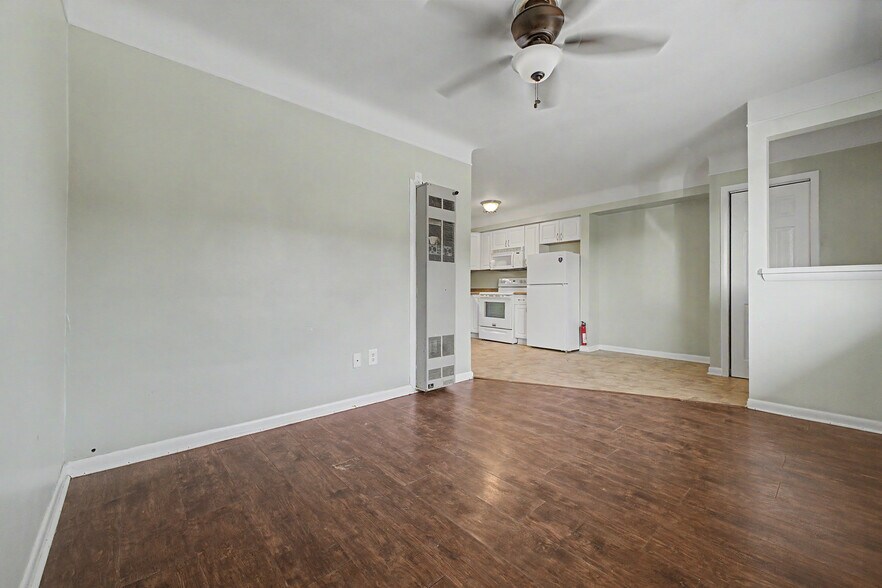 More Photos Of 4222 Drouillard St, Lincoln Park Apartments For Sale
