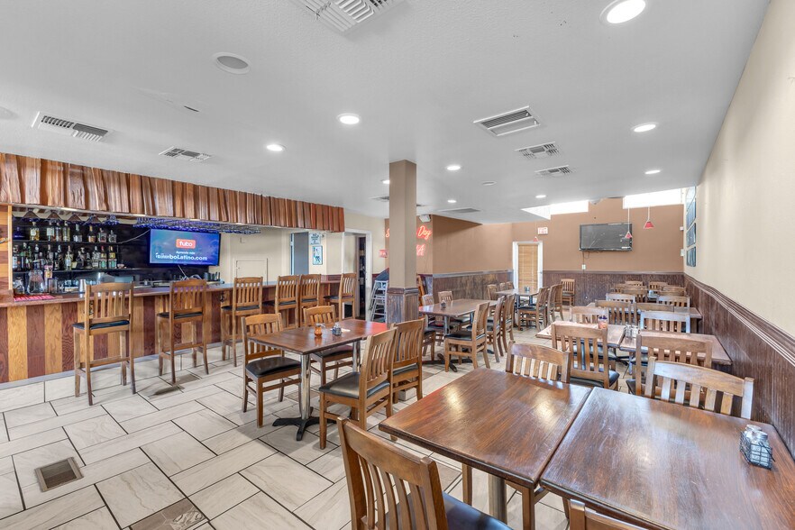More Photos Of 57173 Sunnyslope Dr, Yucca Valley General Retail For Sale