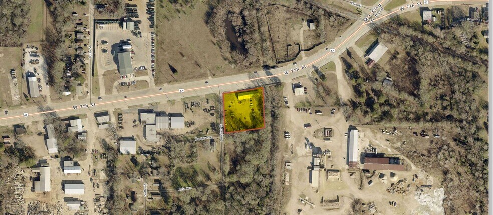 More Photos Of 2507 W 7th St, Texarkana Truck Terminal For Sale