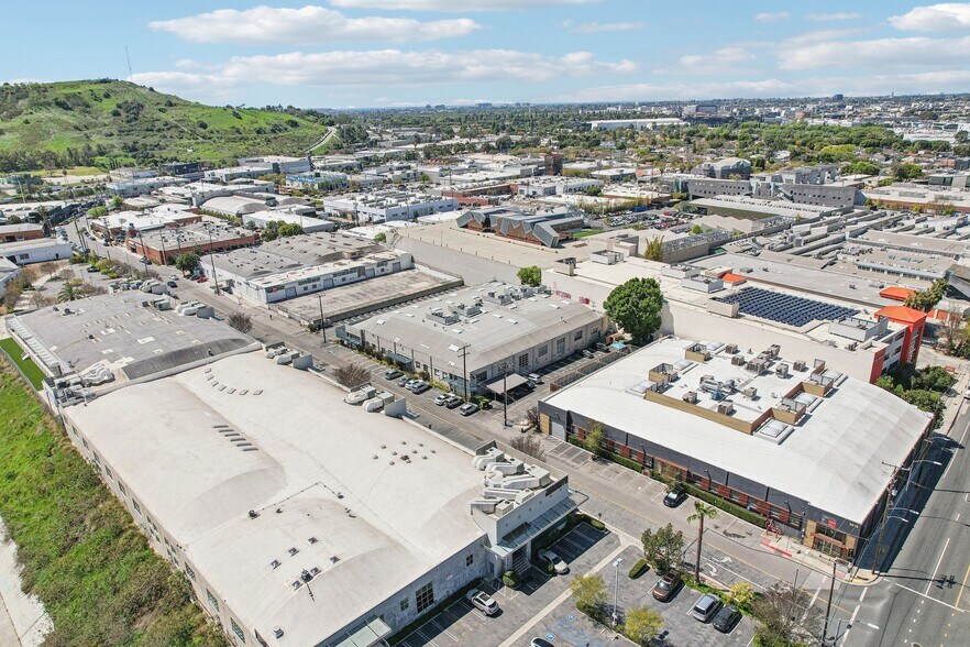 More Photos Of 3525 Eastham Dr, Culver City Office For Lease