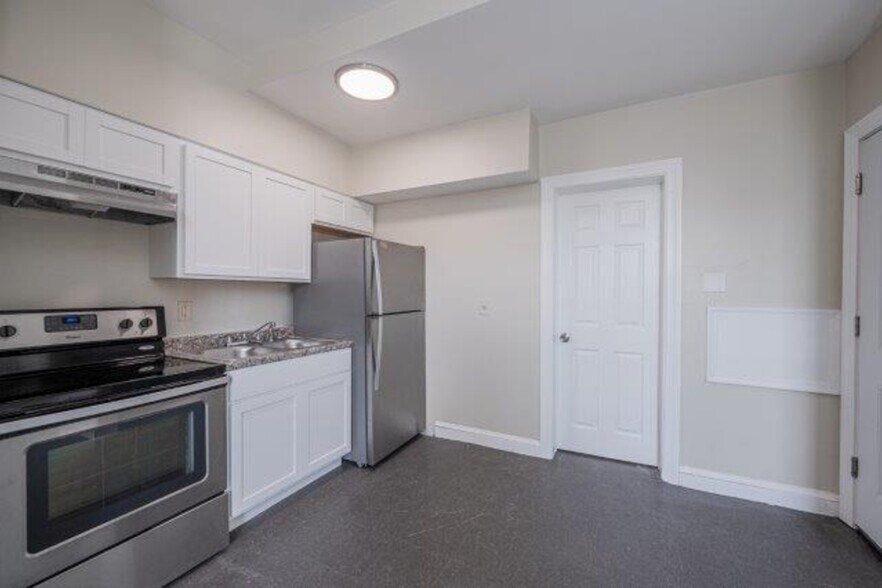 More Photos Of 62-64 W Antietam St, Hagerstown Apartments For Sale