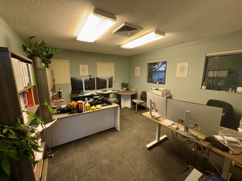 More Photos Of 510 Corday St, Pensacola Medical For Sale