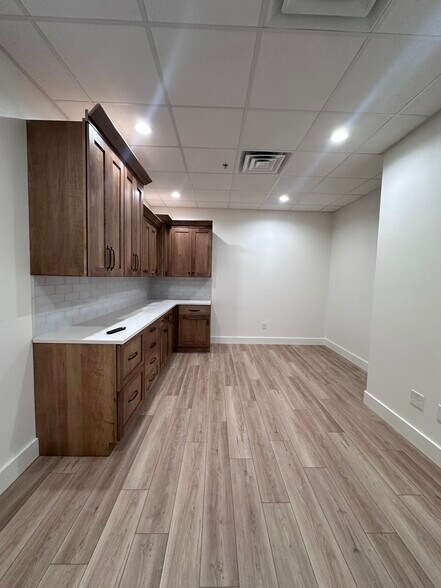 More Photos Of 2730 Virginia Pky, McKinney Medical For Lease