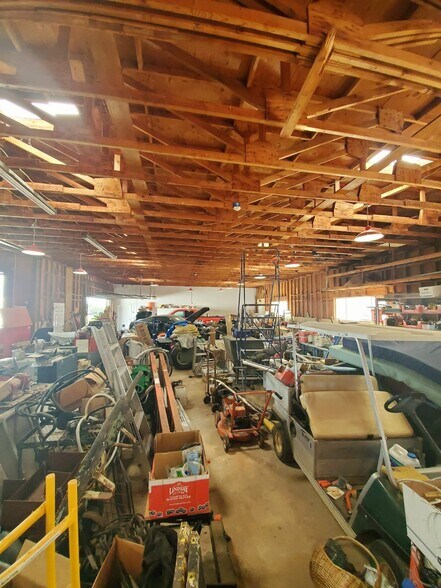More Photos Of 13279 Roadrunner Loop, Red Bluff Airplane Hangar For Sale