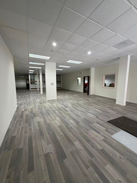 More Photos Of 529 W Main St, Alhambra Storefront Retail Office For Lease