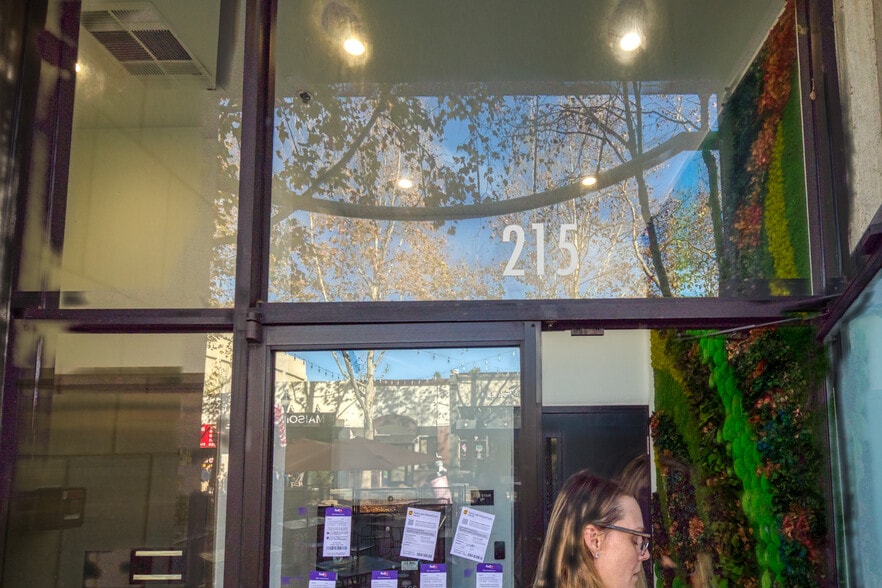 More Photos Of 209-223 Castro St, Mountain View Office For Sale