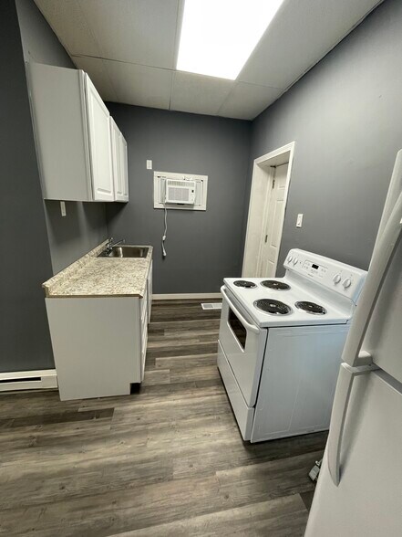 More Photos Of 220 Main St, Terryville Apartments For Sale