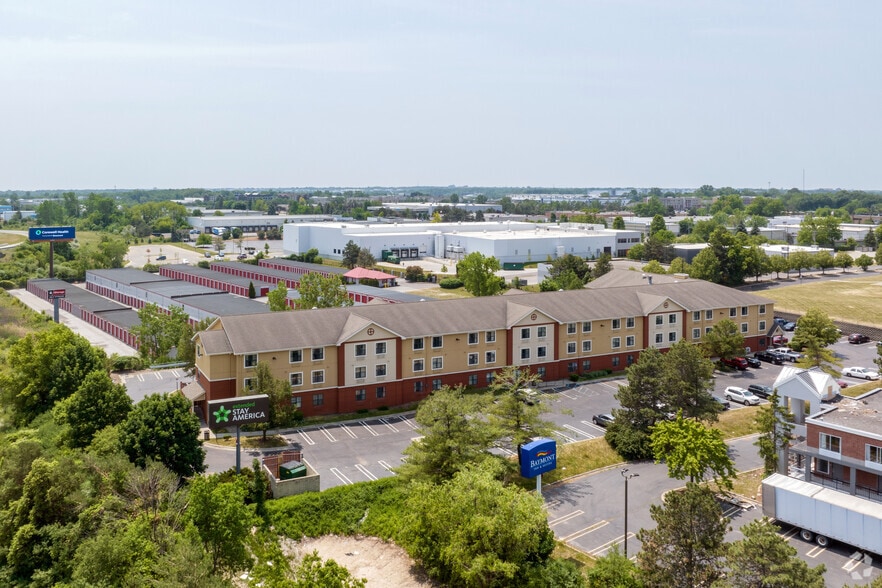 More Photos Of 1180 Doris Rd, Auburn Hills Hotel For Sale