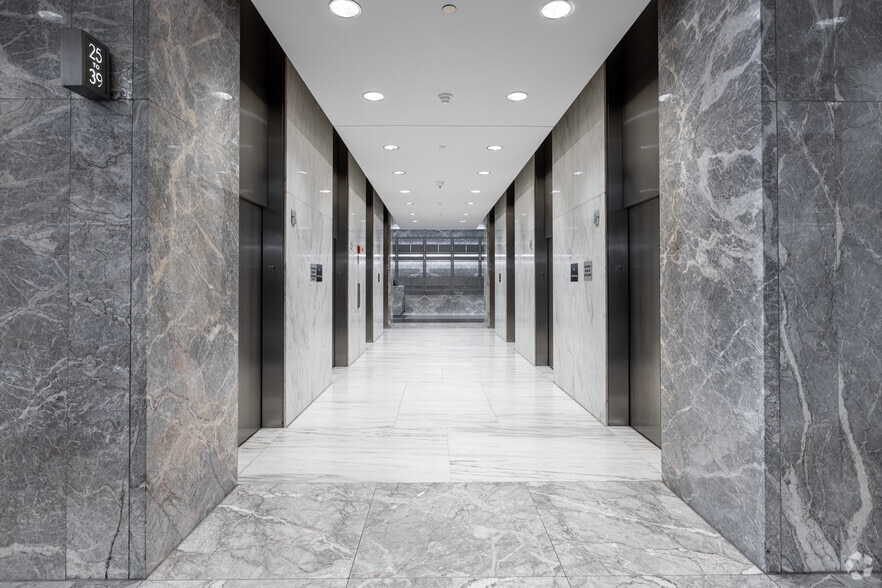 More Photos Of 633 Third Ave, New York Loft Creative Space For Sale