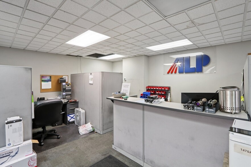 More Photos Of 8612 Fairway Pl, Middleton Warehouse For Sale