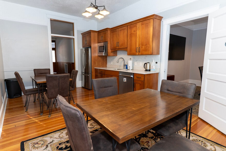 More Photos Of 425-431 Main St, Canon City Storefront For Lease