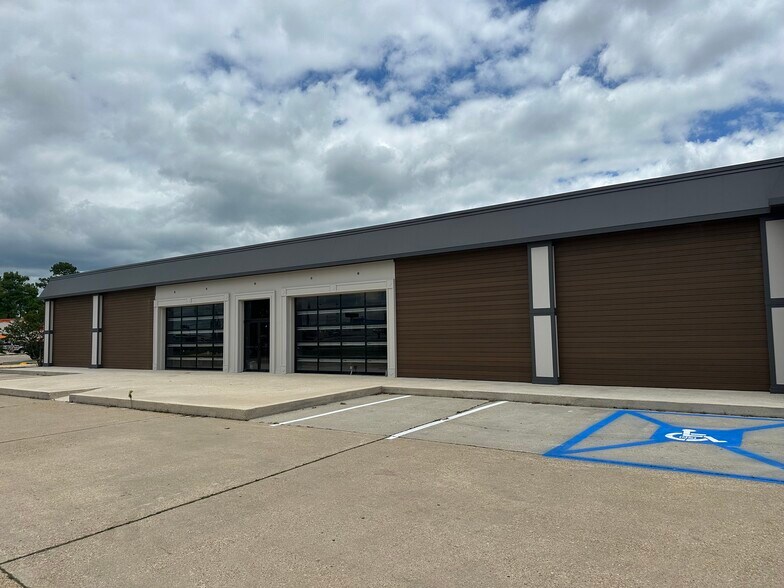 More Photos Of 1400 W Tunnel Blvd, Houma Hotel For Lease