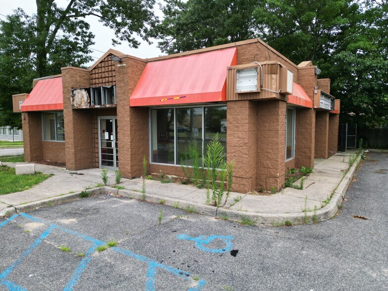 Primary Photo Of 440 William Floyd Pky, Shirley Restaurant For Sale