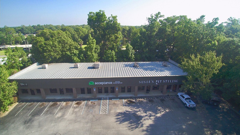 More Photos Of 5022 W Fairfield Dr, Pensacola Office For Lease