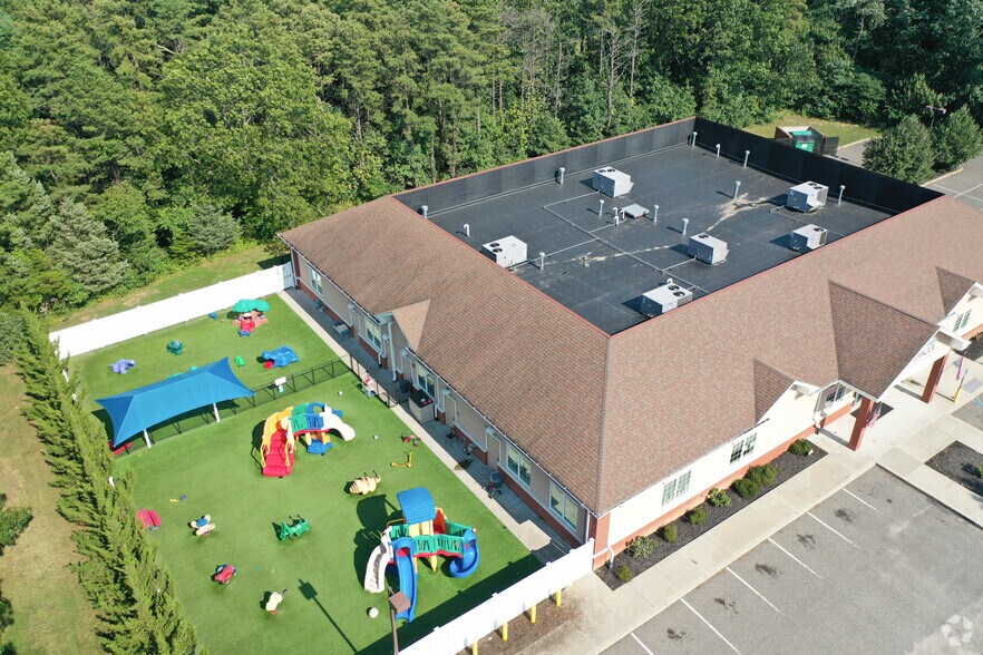 More Photos Of 1661 Route 112, Port Jefferson Station Daycare Center For Lease