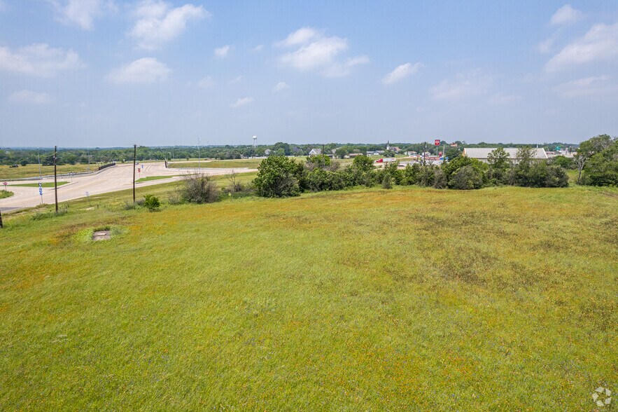 More Photos Of Rosenthal Road @ South Temple Road, Lorena Land For Sale