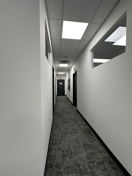 More Photos Of 12 Penns Trl, Newtown Medical For Lease