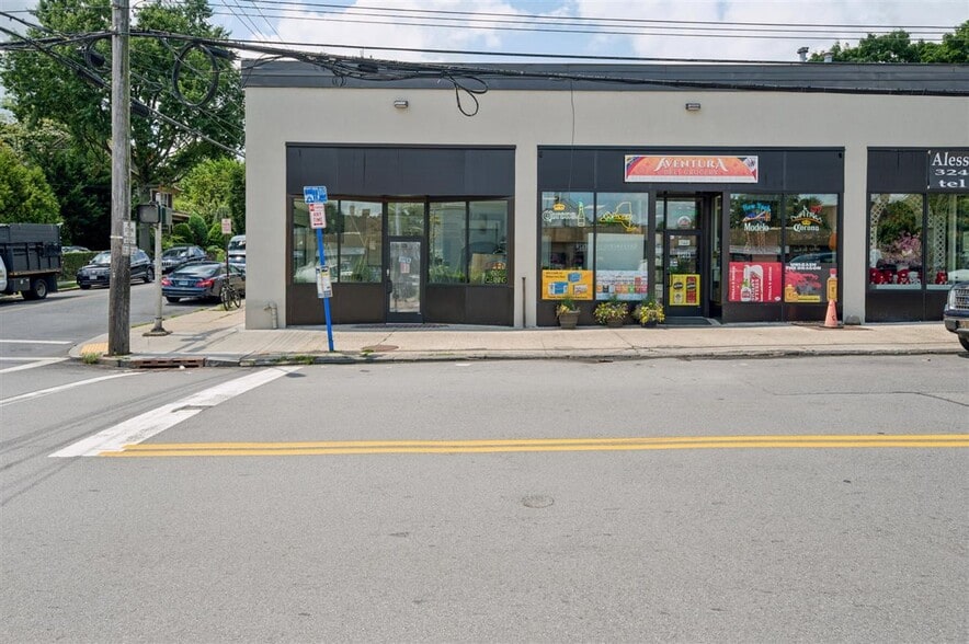 More Photos Of 320 Webster Ave, New Rochelle Storefront For Sale