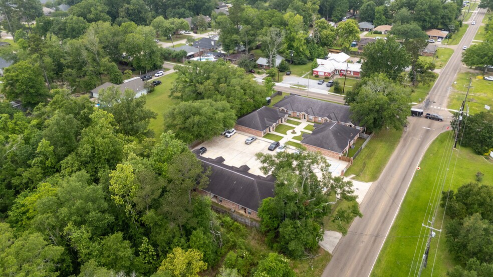 More Photos Of 1300 S Range Rd, Hammond Apartments For Sale